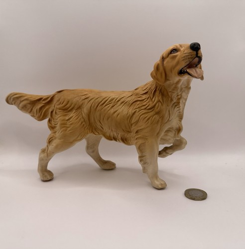 Beswick golden retriever - retriever, in